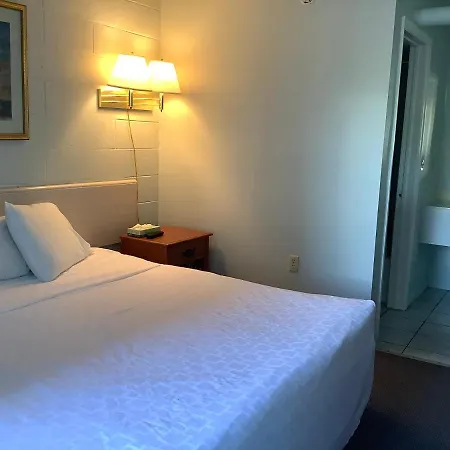 High Seas Motel-2