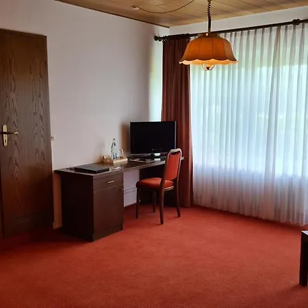 Hotel Haus Am Berg-2