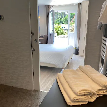 Les Vagues Logis Hôtel-3