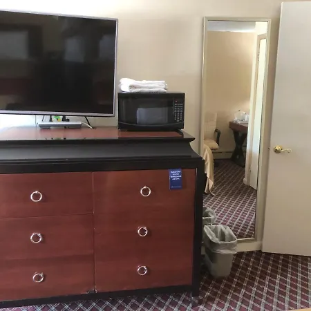 Rodeway Inn-2