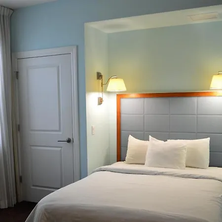 Harborside Suites At Little Harbor-3