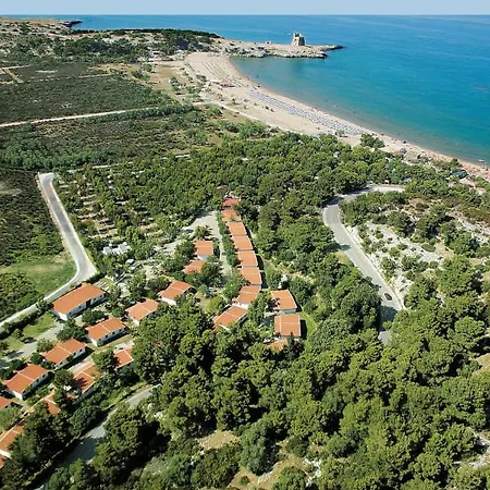 Villaggio Turistico Grotta Dell'Acqua-2