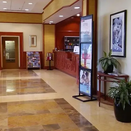 Red Lion Hotel Hartford-3