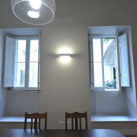 Palazzo Ietri Corso Vittorio Emanuele Rooms-3