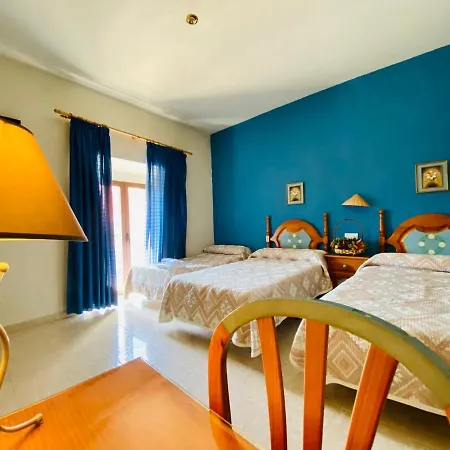 Hostal León-3