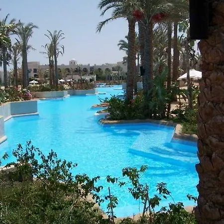Crowne Plaza Resort Sahara Sands Port Ghalib-3