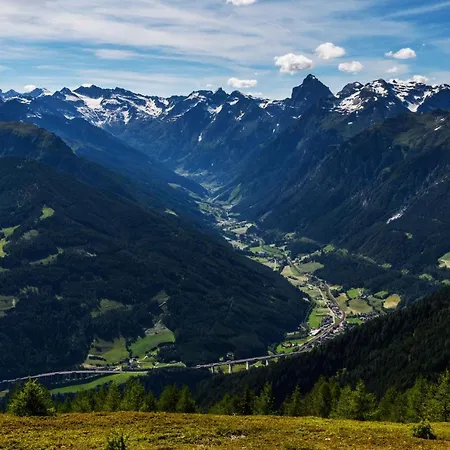 Pension Alpenhof B&B-2