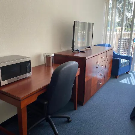 Miami Gardens Inn & Suites-3