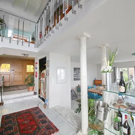 Riviera Beach Apartments Corseaux-2