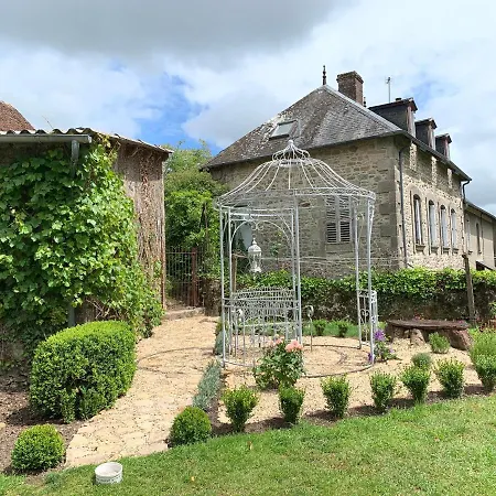 Maison Numero Neuf-3