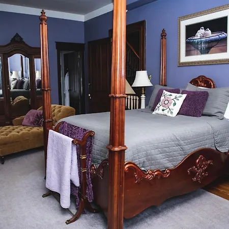 Faunbrook Bed & Breakfast (Adults Only)-2
