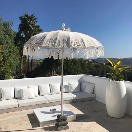 Abeniss Boutique B&B-3