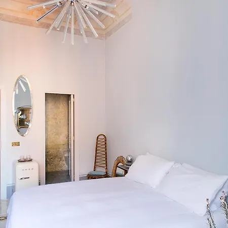 Casa Iris Bed And Breakfast-3