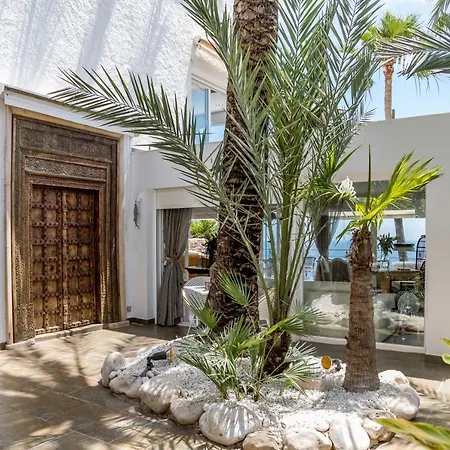 Maison Condesa Adults Only-3