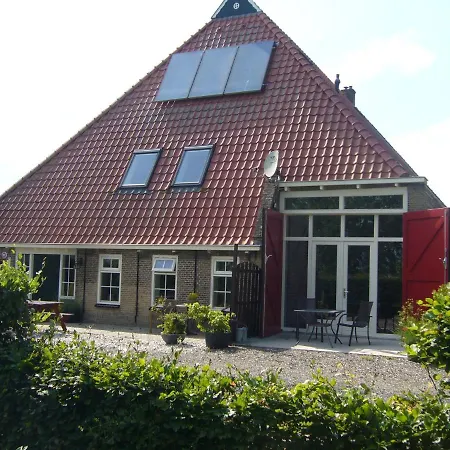 de Stjelp Pleats-3