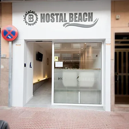 Hostal Beach-3