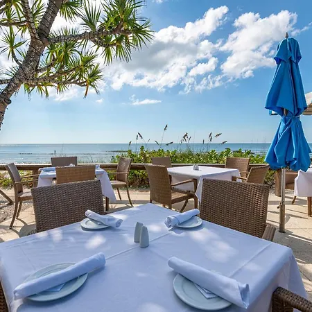 Naples Beach Hotel And Golf Club-3
