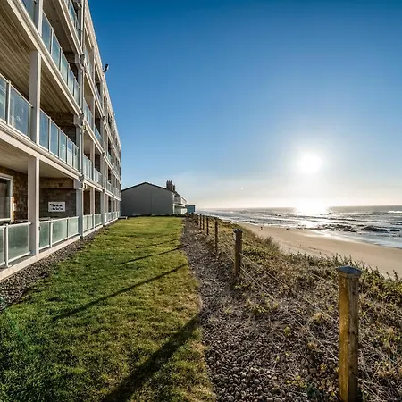 Oceanfront Contemporary-3