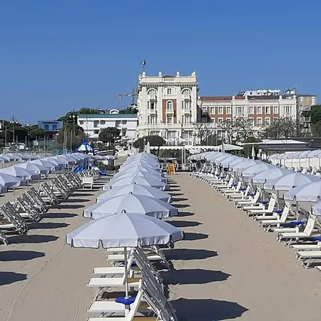 Grand Hotel Cesenatico-3