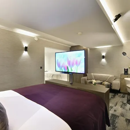 Hotel Charleroi Airport - Van Der Valk-2