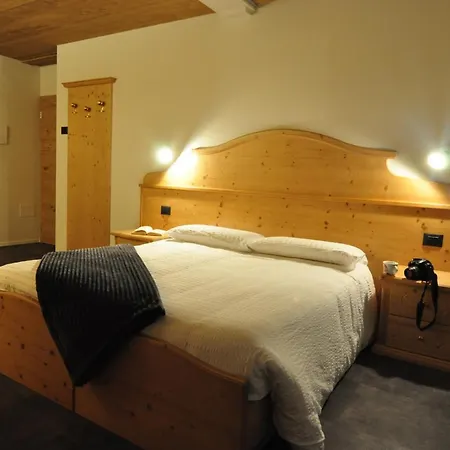 Albergo Alpino-3