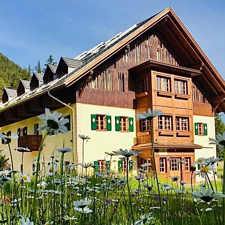 Natura Boutique Chalet Wellness Spa-3