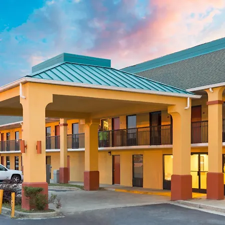 Super 8 By Wyndham Orangeburg Near I-26-3