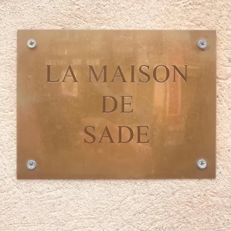 Chambre privée totalement indépendante au cœur de la ville-3
