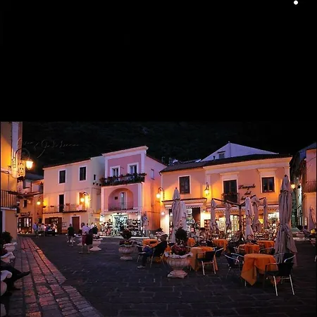 B&B Sabrina-3