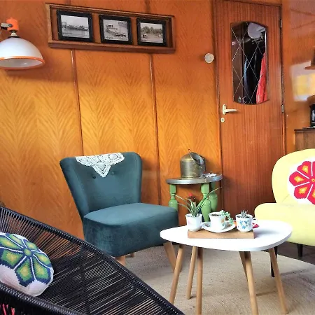 B&B Woonschip Robbedoes-2