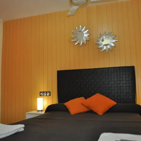 Hostal Emporda-2