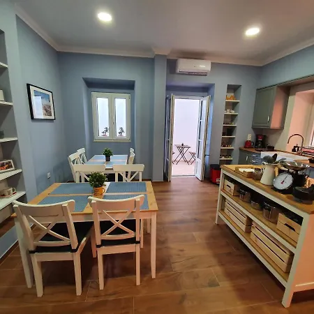 Inn Faro - Casa Amarela - Guest House-3