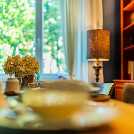 The Lion'S Den Bnb-2