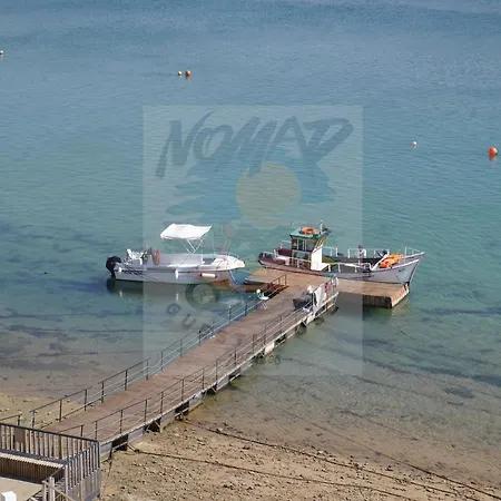 Milfontes Nomad Guesthouse-2