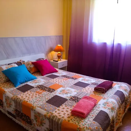 Friends In Braga - Charming Bedrooms In The Historic Center-2