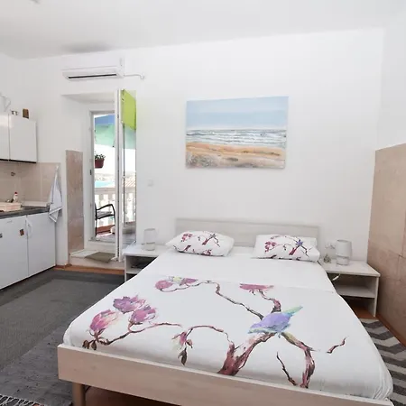 Apartmani Rina-2