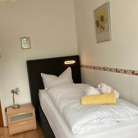 Hotel Und Pension Brunnenhof-3