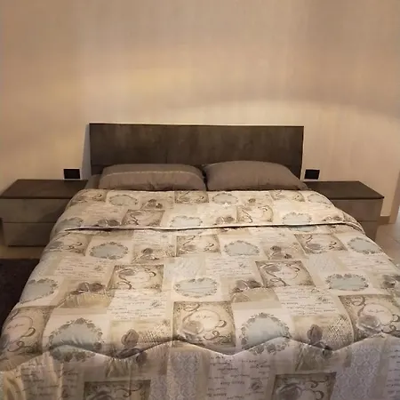 Lecco Center Rooms-2