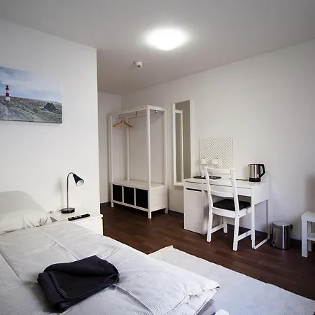 Gaestehaus Emden, Gemuetliche Zimmer Mit Bad & Wlan-2