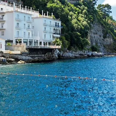Admiral Hotel-2