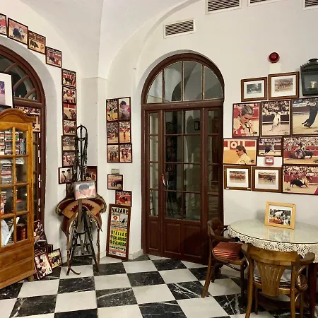 Hotel Los Balcones De Zafra-3