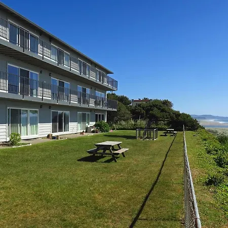 Ocean Terrace Condominiums-3