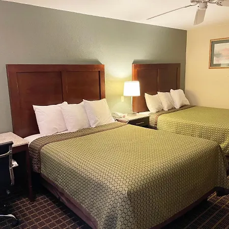 Great Western Inn & Suites-3