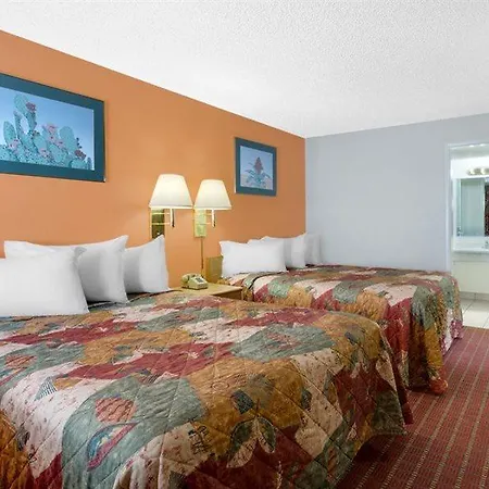 Knights Inn At Cedar City-3