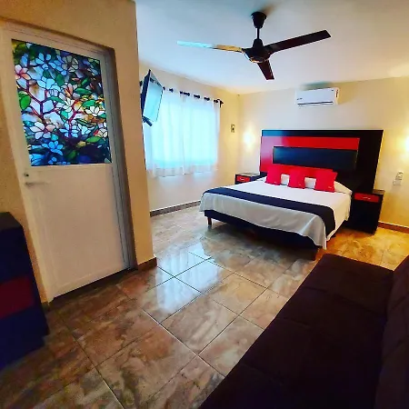 Hotel Jardín Cancún-3