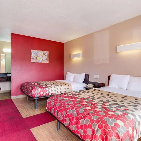 Econo Lodge Inn & Suites-2