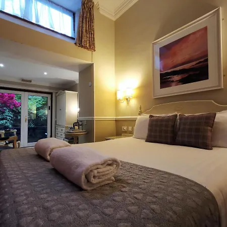 The Haymarket Lairg Hotel-2