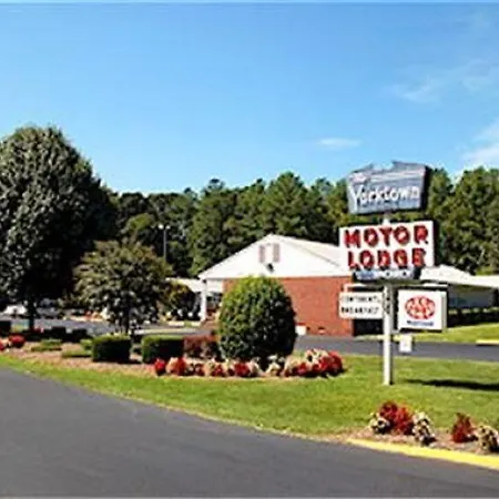 Yorktown Motor Lodge-3
