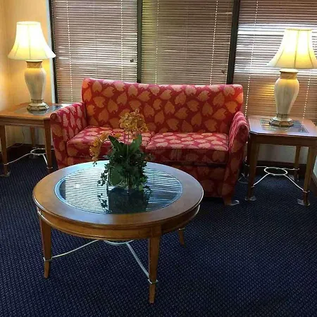 Astoria Hotel Danville North-2
