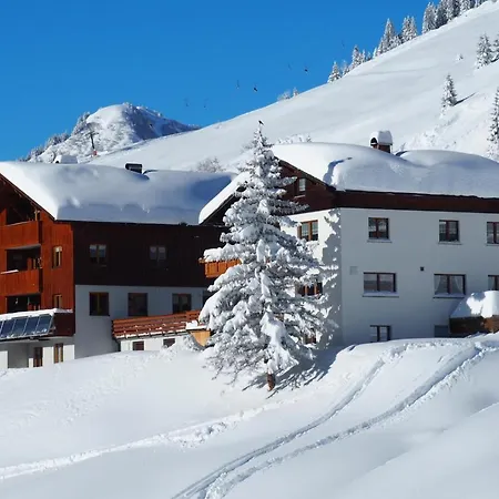Haus Furka-3